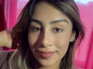 free nude cam NovaQuenn