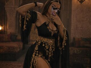 adult hardcore cam PerlaZoey