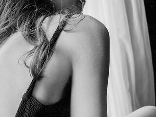 camsex photo RemaRoy