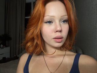 naughty camgirl RemmyFoxes