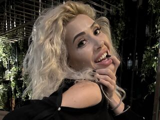 naked cam girl gallery RiannaReini