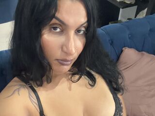 live webcam performer RubiRue