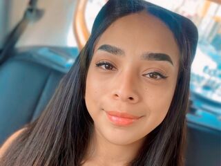 cam girl playing with dildo SammySmitt
