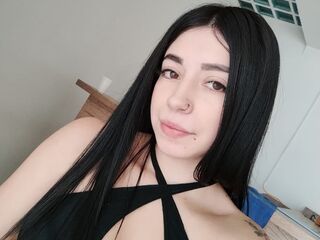 hot cam girl fingering shaved pussy SaraiGrey