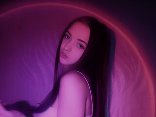 naked camgirl picture ShantellSaville