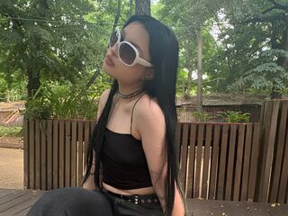 sexy cam girl ShemikaGnerre