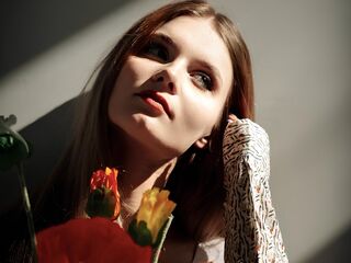 naughty camgirl SilkenFever