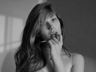 fingering camgirl picture SophieLix