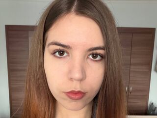 camslut showing pussy StarrFelske