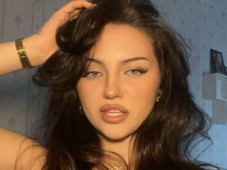 cam girl masturbating with dildo TalithaManzer