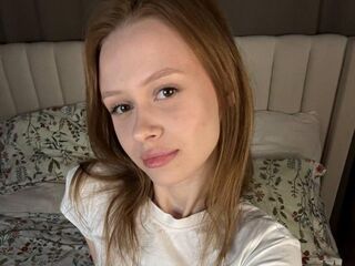 adult cam TaraGnagey