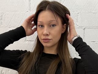 nude webcamgirl ThaliaDiersen