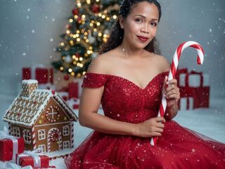 hot chat room TrixieSaisem