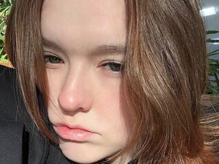 erotic cam video TwannaShumate