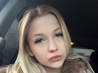 naked girl with webcam fingering VeronicaBarks