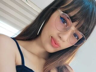 adult videochat cam YiyisMarthin