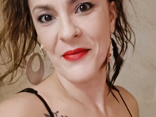 camslut naked Yossunecam