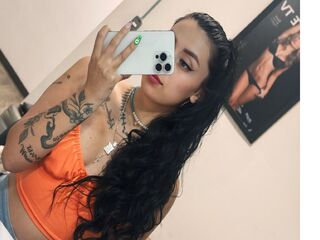 girl fingering bald pussy lorecastillo